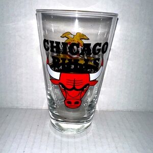 Chicago BULLS - MILLER DRAFT Drinking Glass